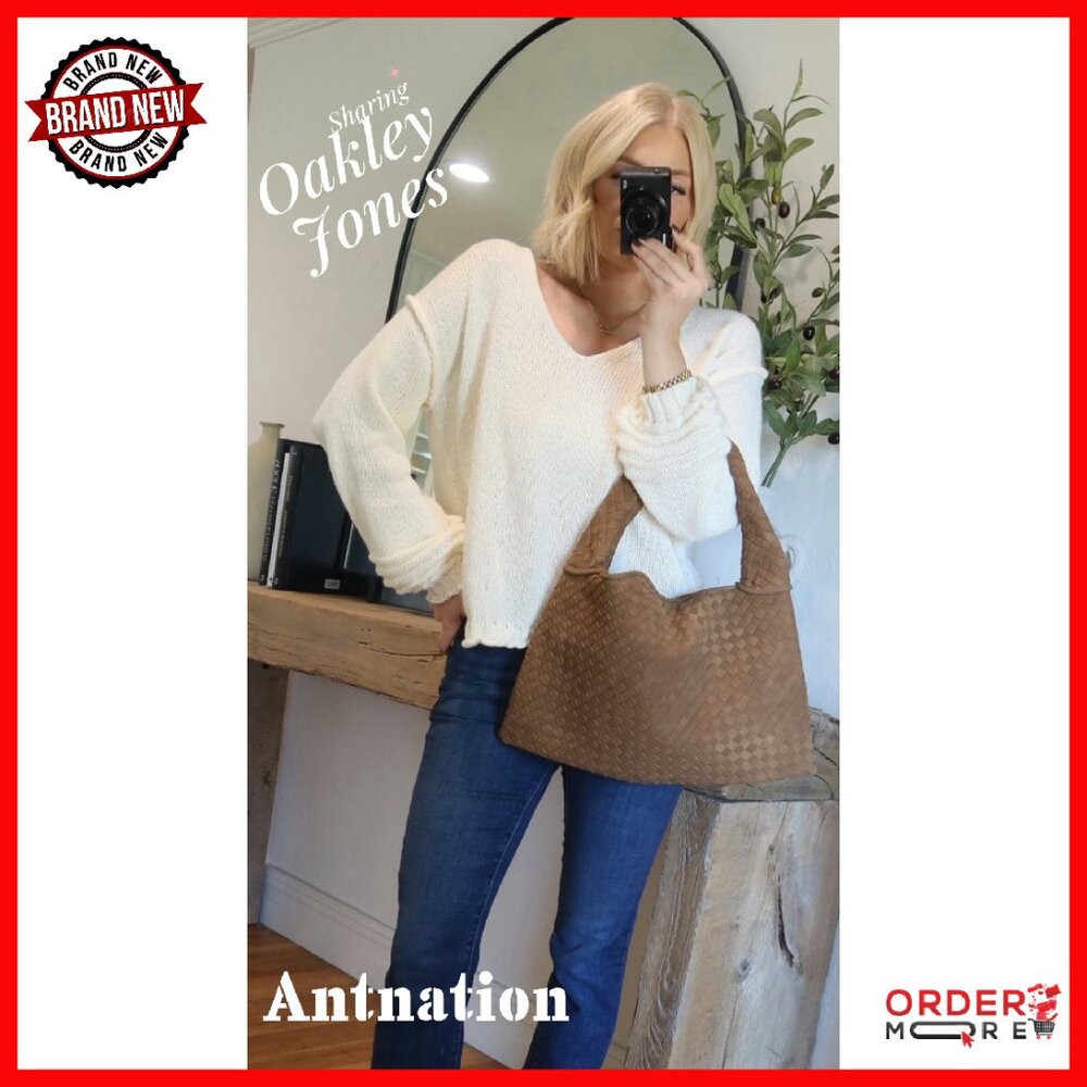 Oversized Off-Shoulder Pullover with Bubbled Slee… - image 7